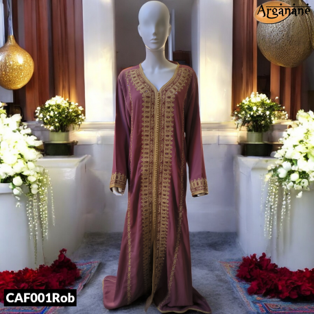 Caftan rose bébé sale